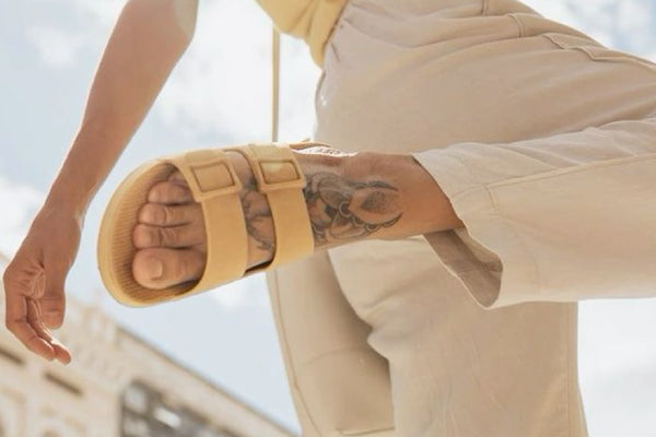 Outfit abbinato ad una scarpa